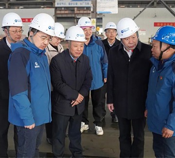 全国总工会莅临铜都流体开展“送温暖”慰问活动